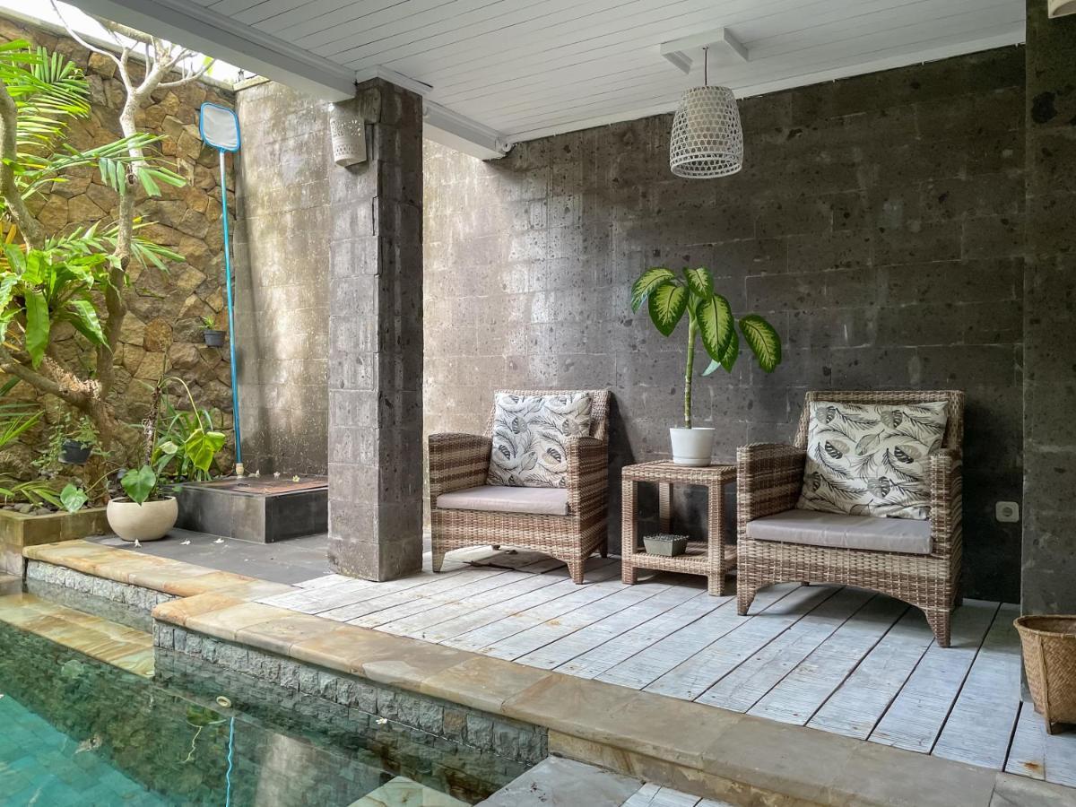 Villa Putih - Canggu beach house 150m Berawa beach Bagian luar foto